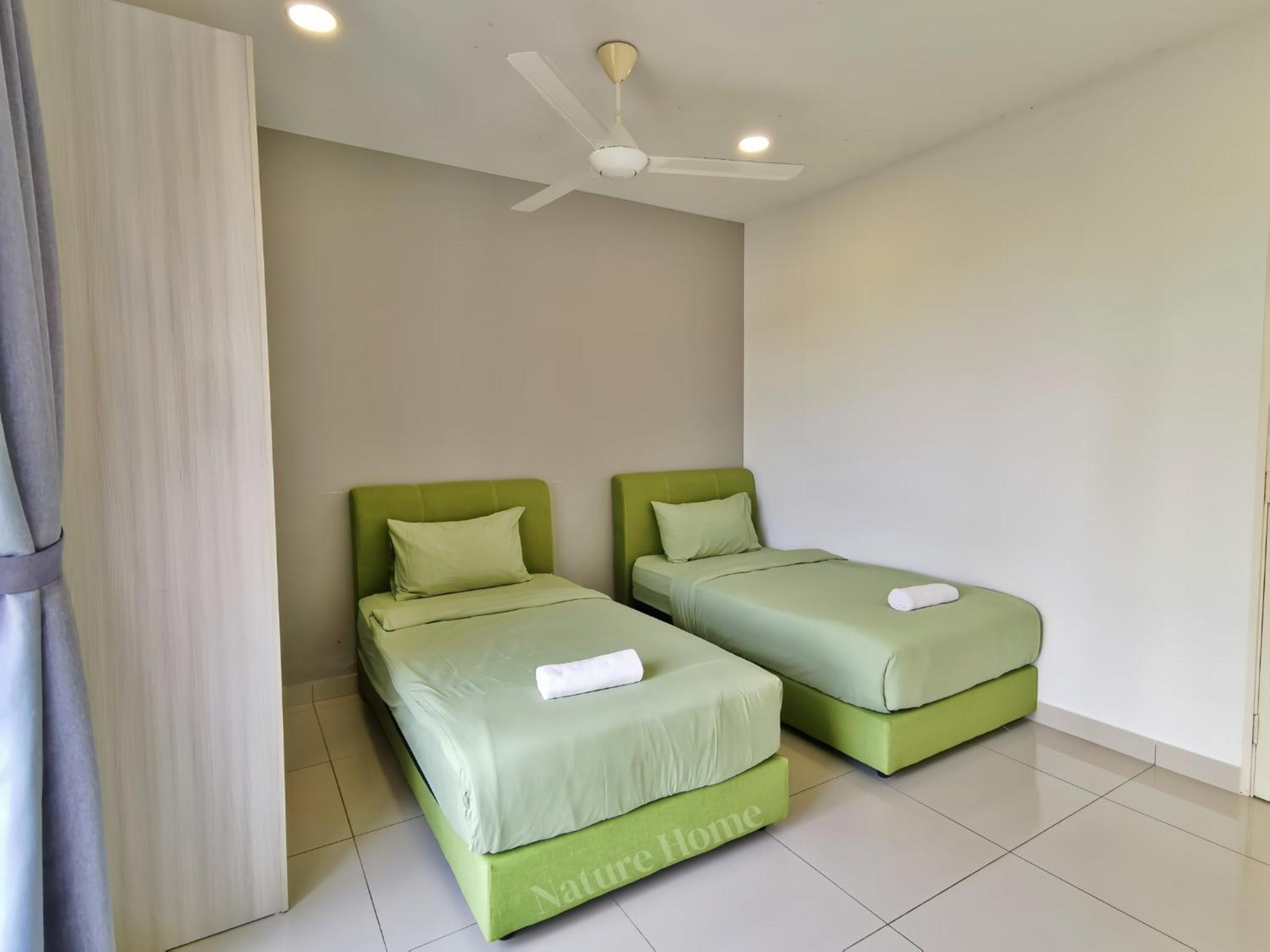 Nature Home 2 - Swiss Garden Resort Residences Beachfront Villa Куантан Екстериор снимка